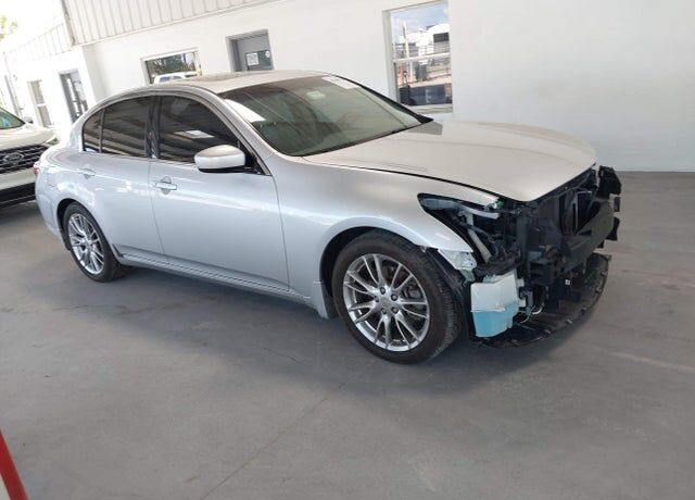 2011 INFINITI G37