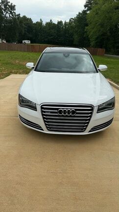 2014 AUDI A8