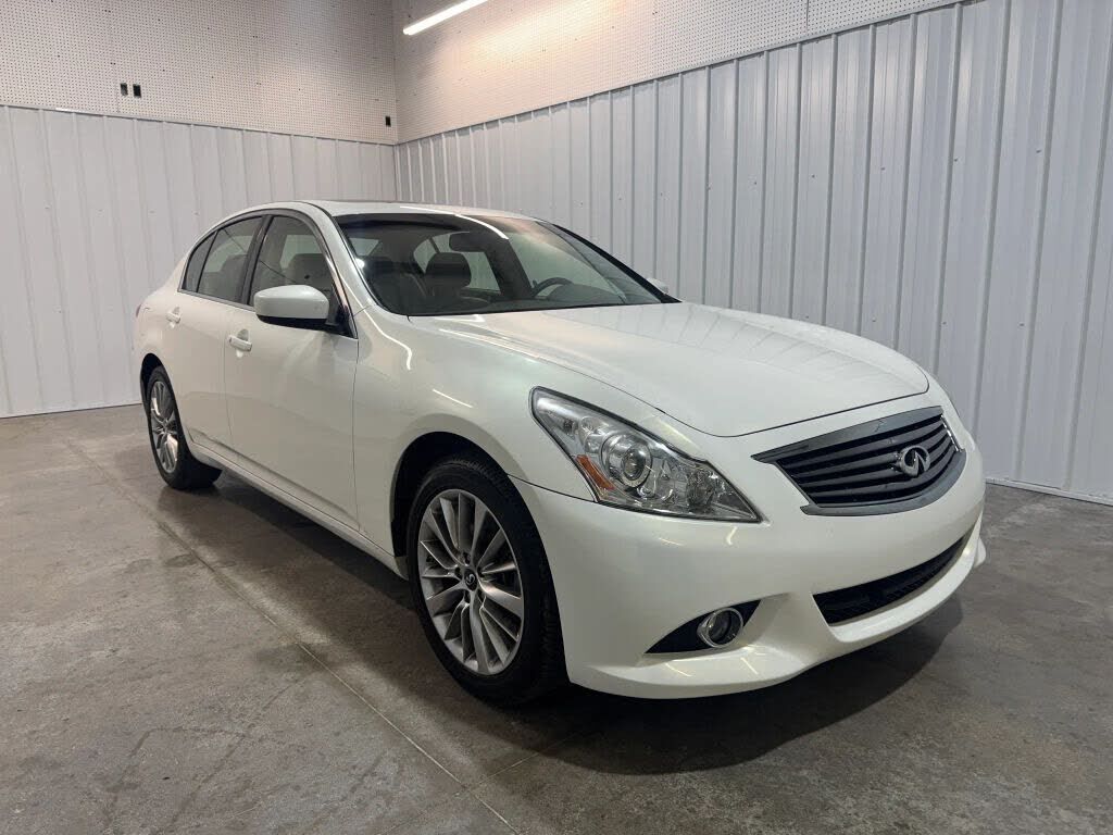 2012 INFINITI G25