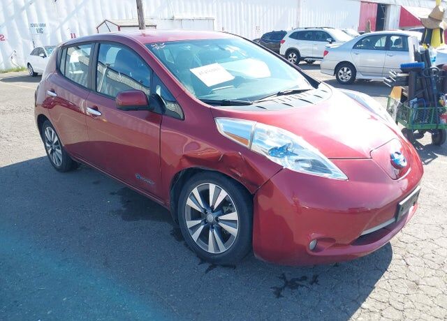 2015 NISSAN Leaf