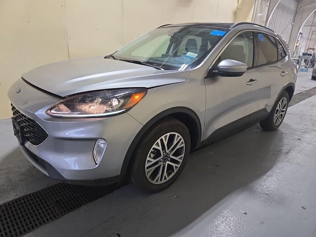 2021 FORD Escape