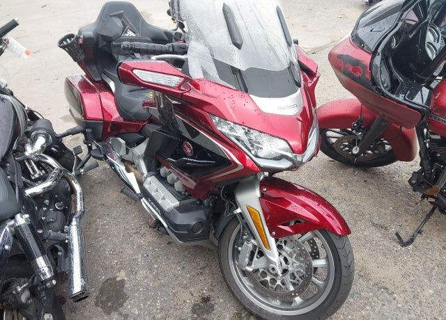 2018 HONDA GL1800