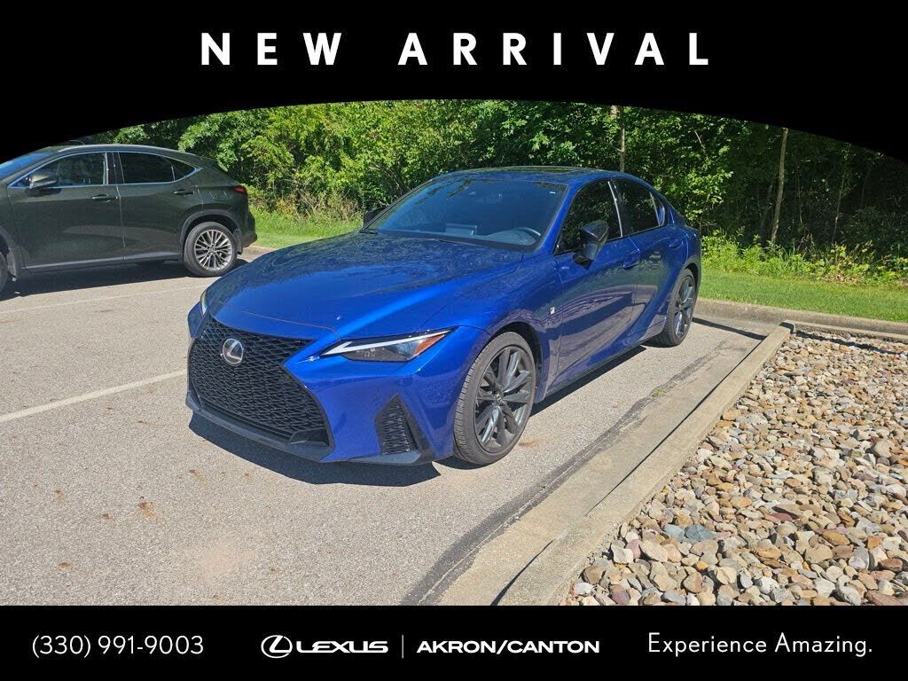 2025 LEXUS IS