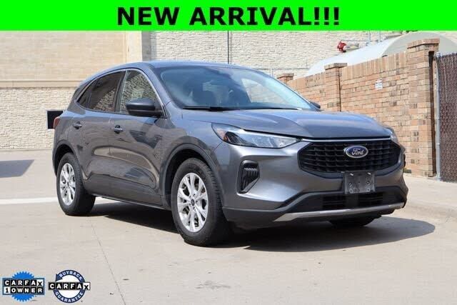 2024 FORD Escape