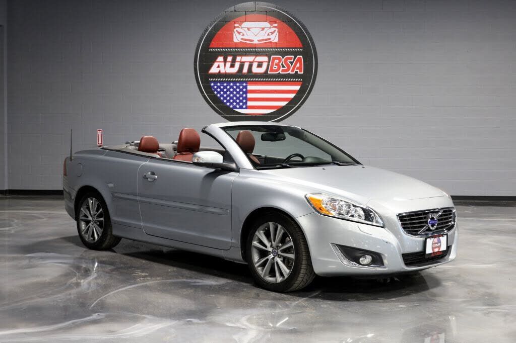 2013 VOLVO C70