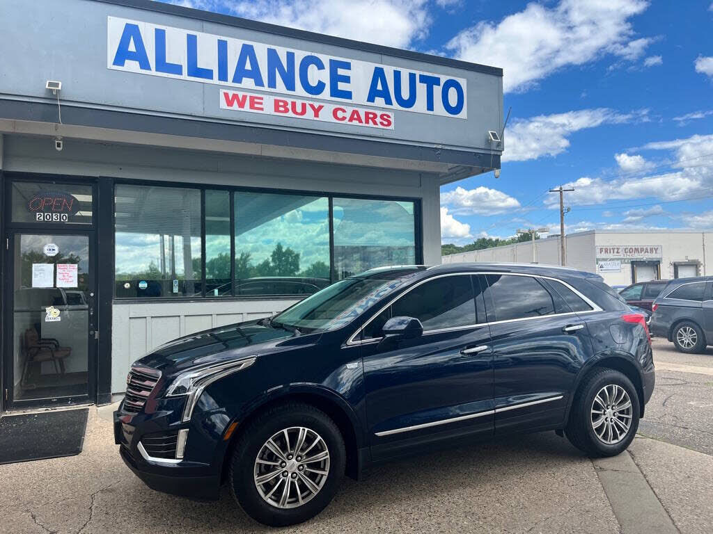 2017 CADILLAC XT5
