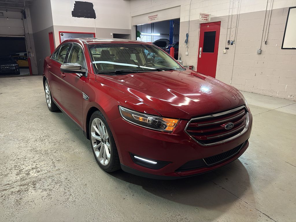 2018 FORD Taurus