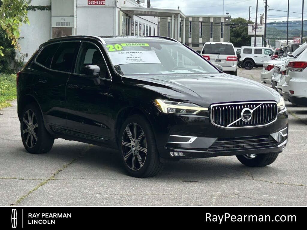2020 VOLVO XC60