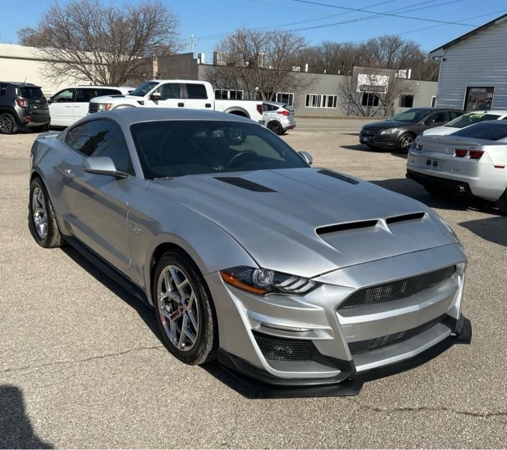 2018 FORD Mustang