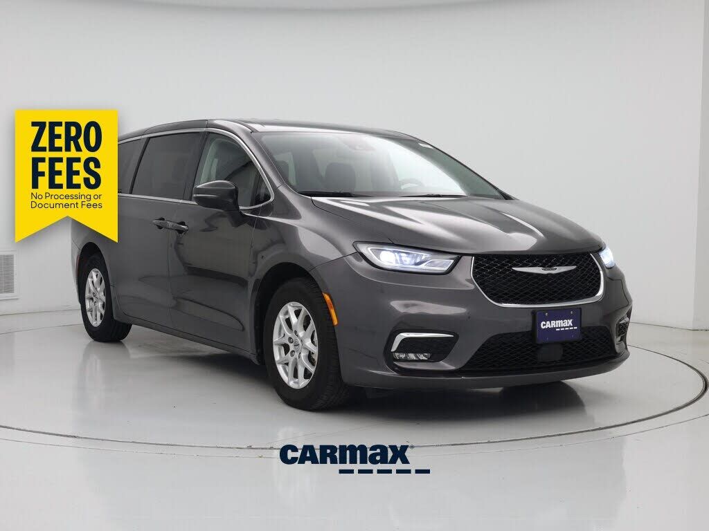2023 CHRYSLER Pacifica