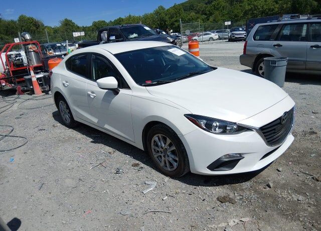 2014 MAZDA Mazda3