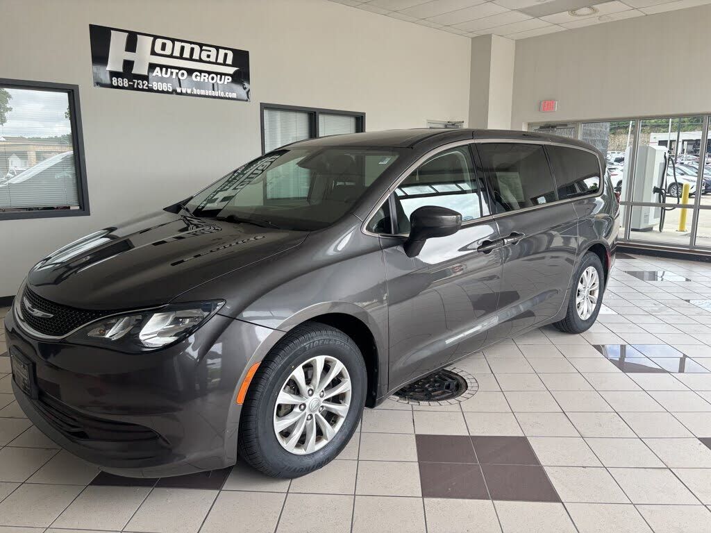 2017 CHRYSLER Pacifica
