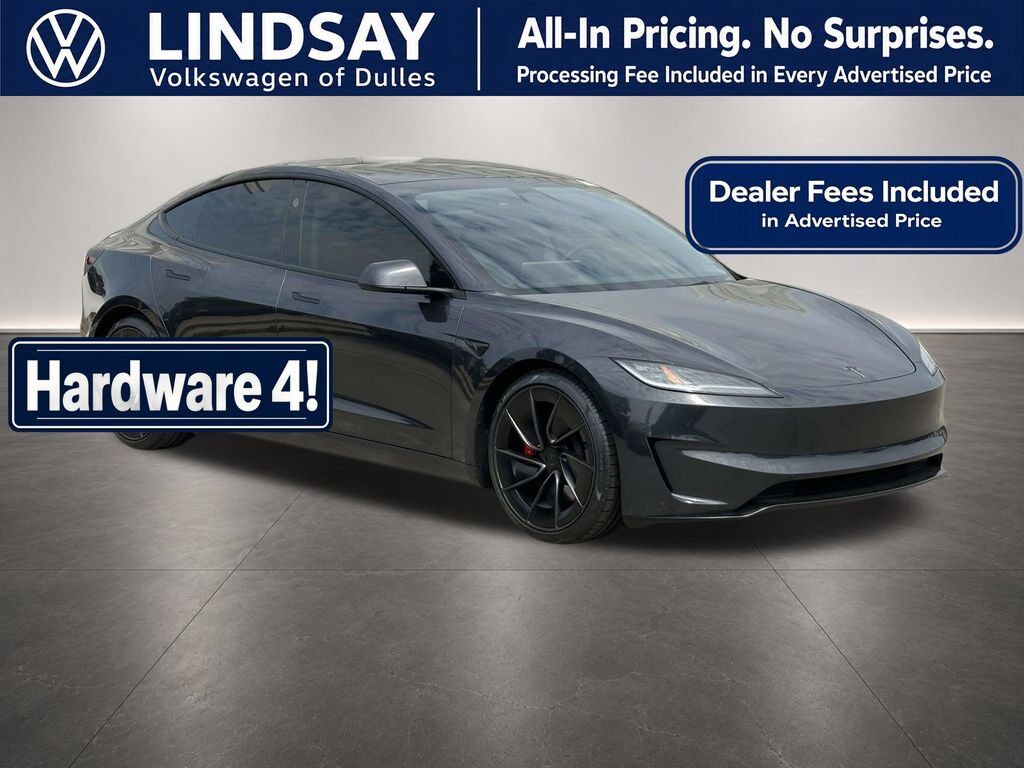 2024 TESLA Model 3