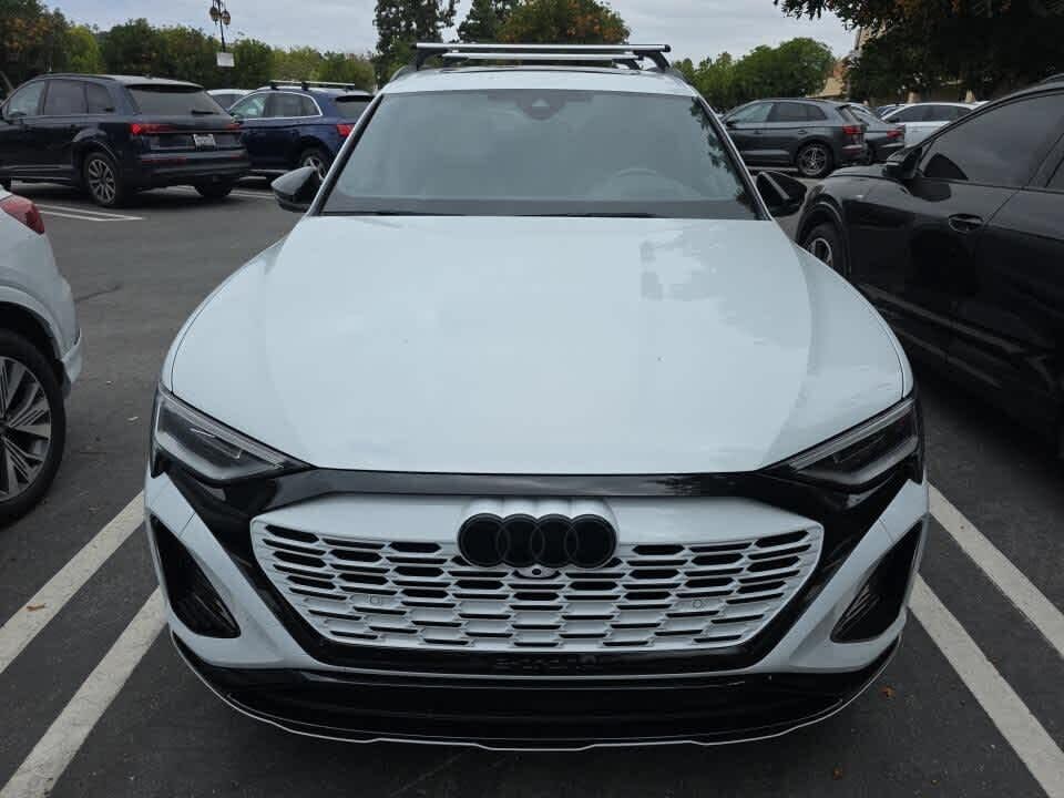 2024 Audi Q8
