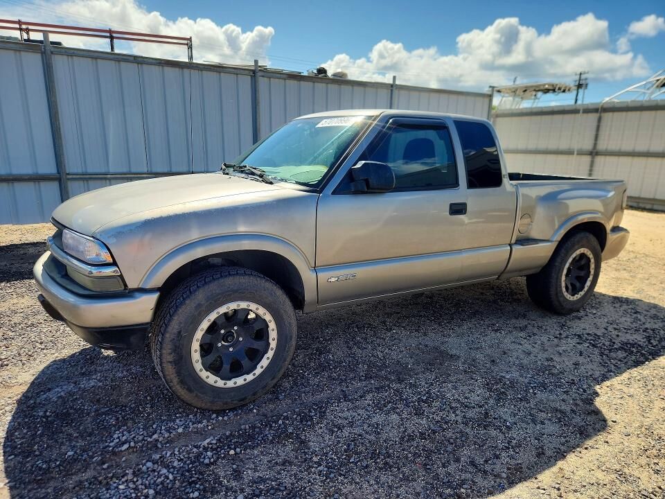 2003 CHEVROLET S-10 Pickup