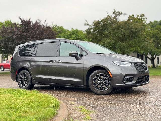 2021 CHRYSLER Pacifica