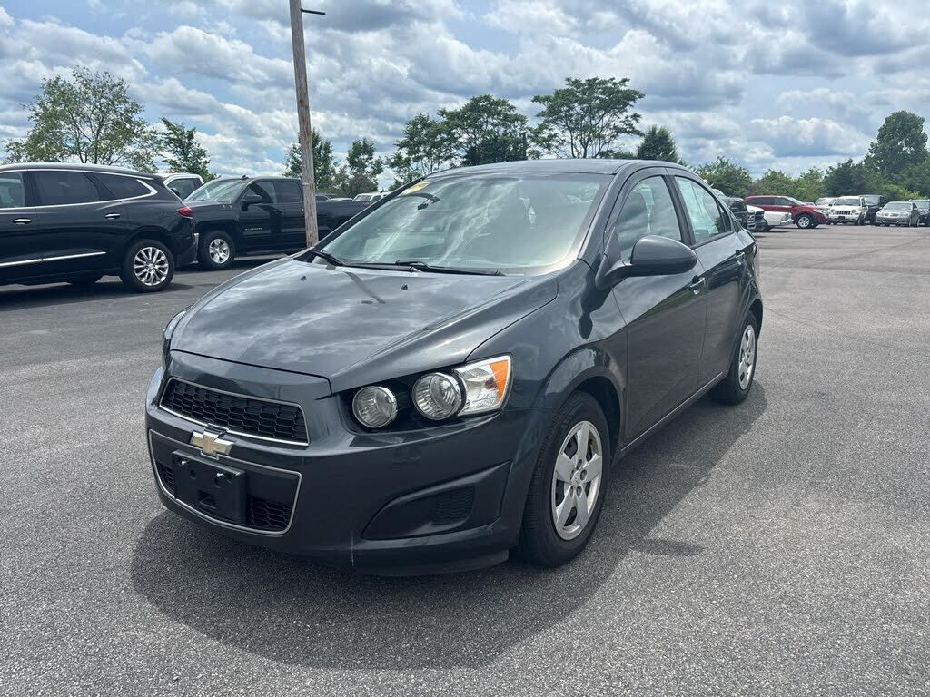 2016 CHEVROLET Sonic