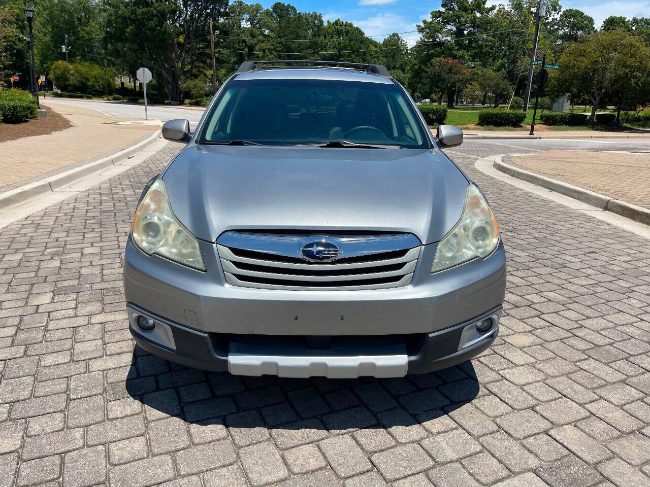 2010 SUBARU Outback
