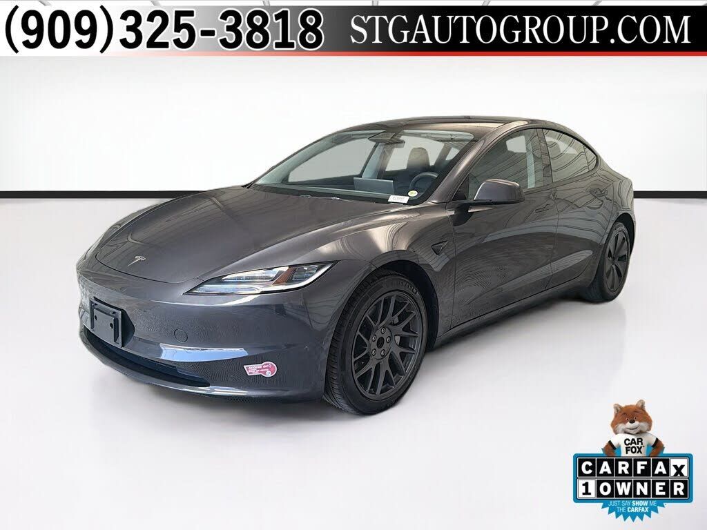 2024 TESLA Model 3
