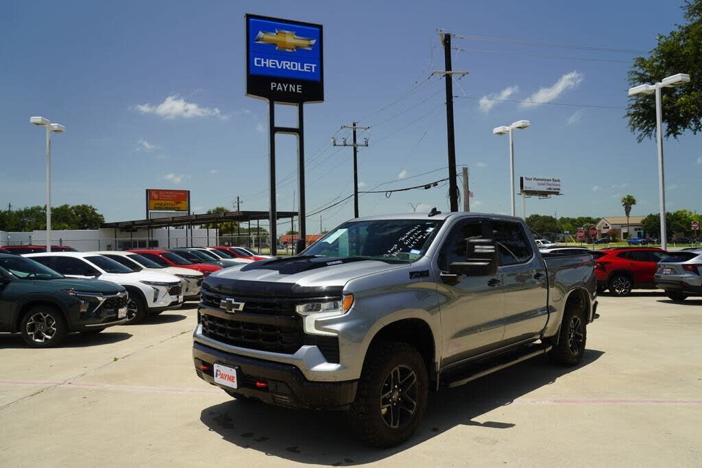 2024 CHEVROLET Silverado