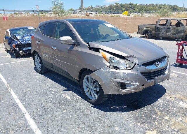 2013 HYUNDAI Tucson