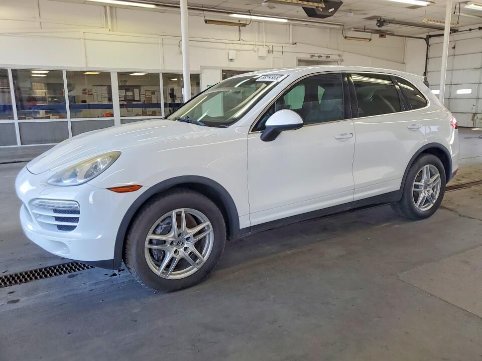 2013 PORSCHE Cayenne