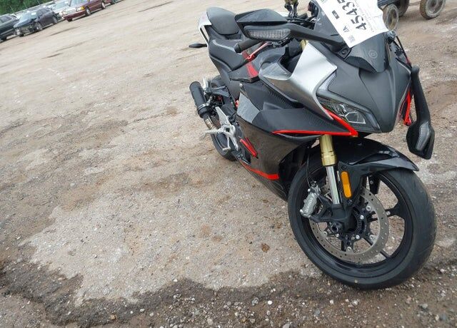 2025 CFMOTO 450SS