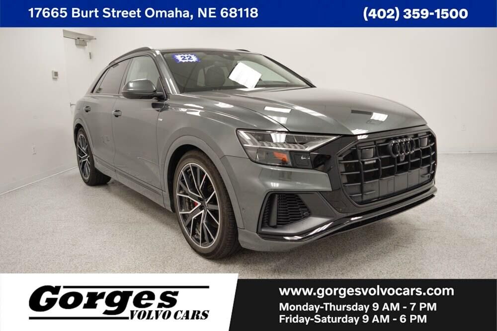 2022 AUDI Q8