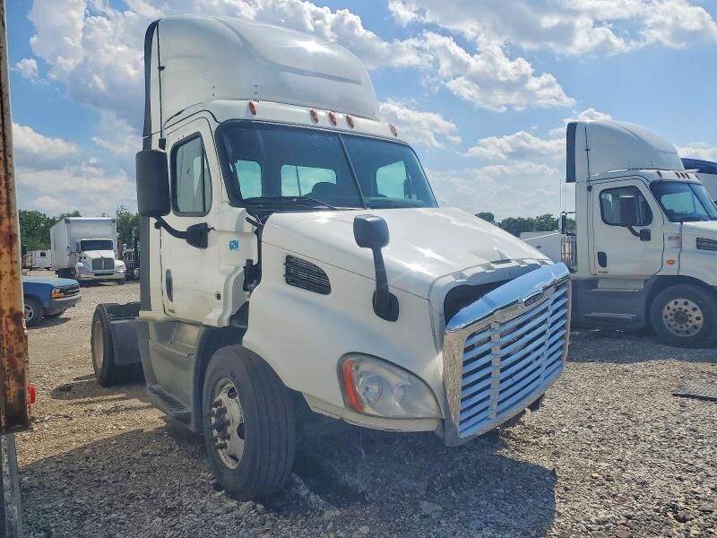 2018 FREIGHTLINER Cascadia