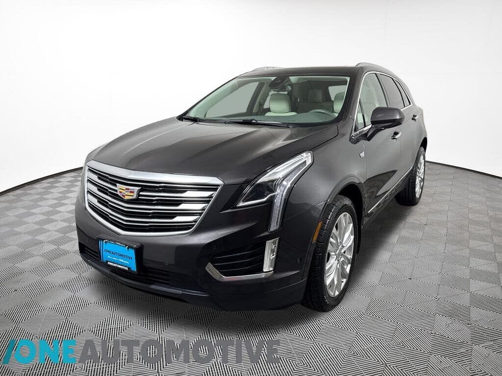 2017 CADILLAC XT5