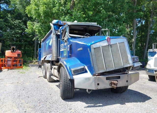 2007 KENWORTH T8 Series