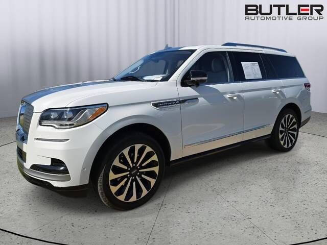 2022 LINCOLN Navigator