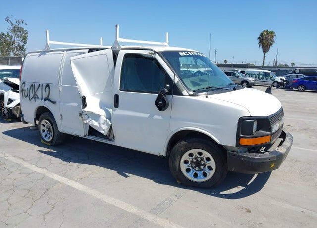 2004 CHEVROLET Express