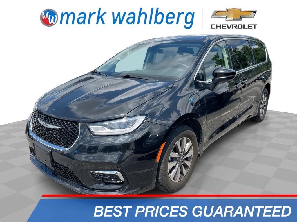 2023 CHRYSLER Pacifica