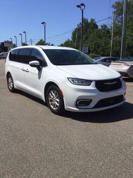 2023 CHRYSLER Pacifica