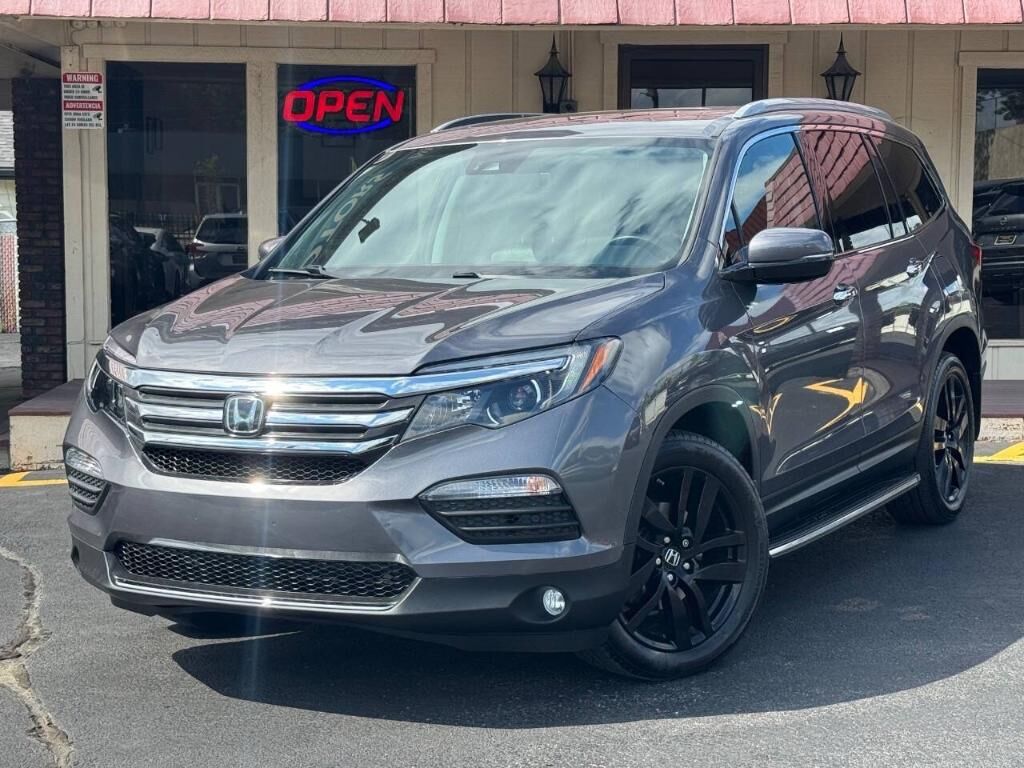 2017 HONDA Pilot