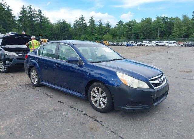 2011 SUBARU Legacy