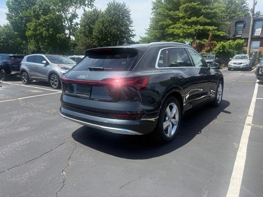 2019 Audi e-tron