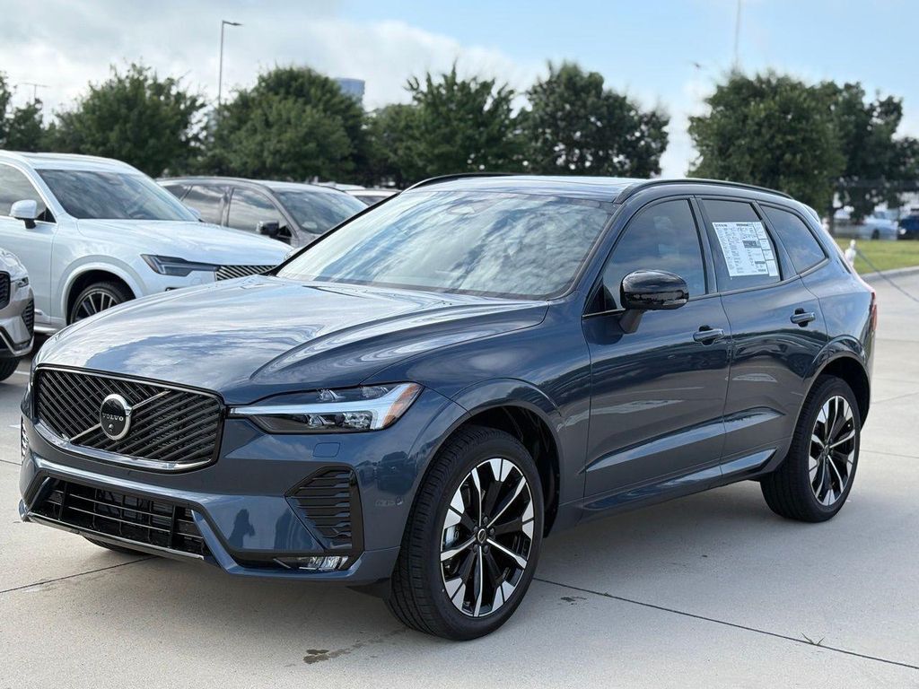 2026 VOLVO XC60