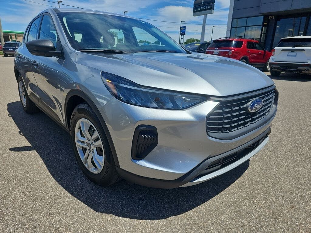 2023 FORD Escape