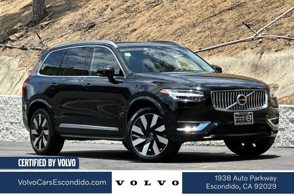 2023 VOLVO XC90
