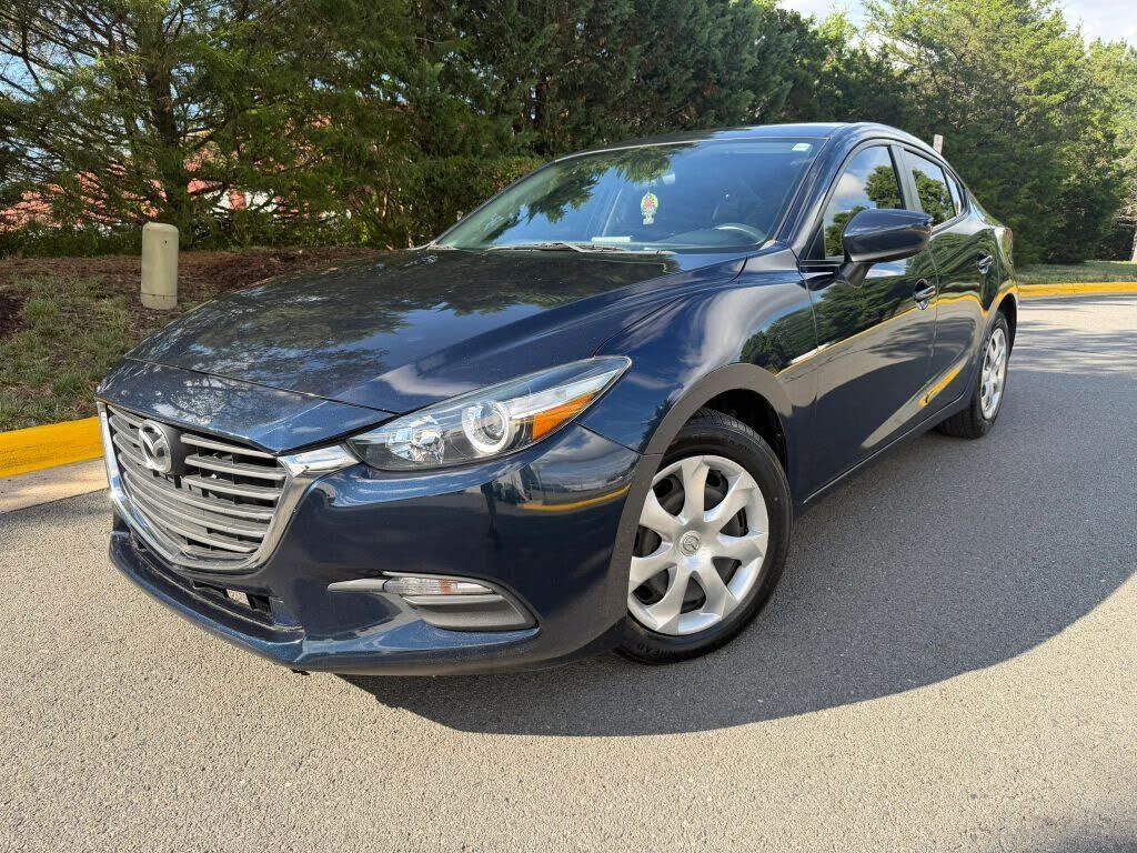 2017 MAZDA Mazda3