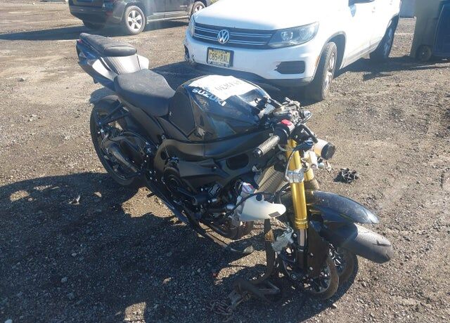 2024 SUZUKI GSX-R750