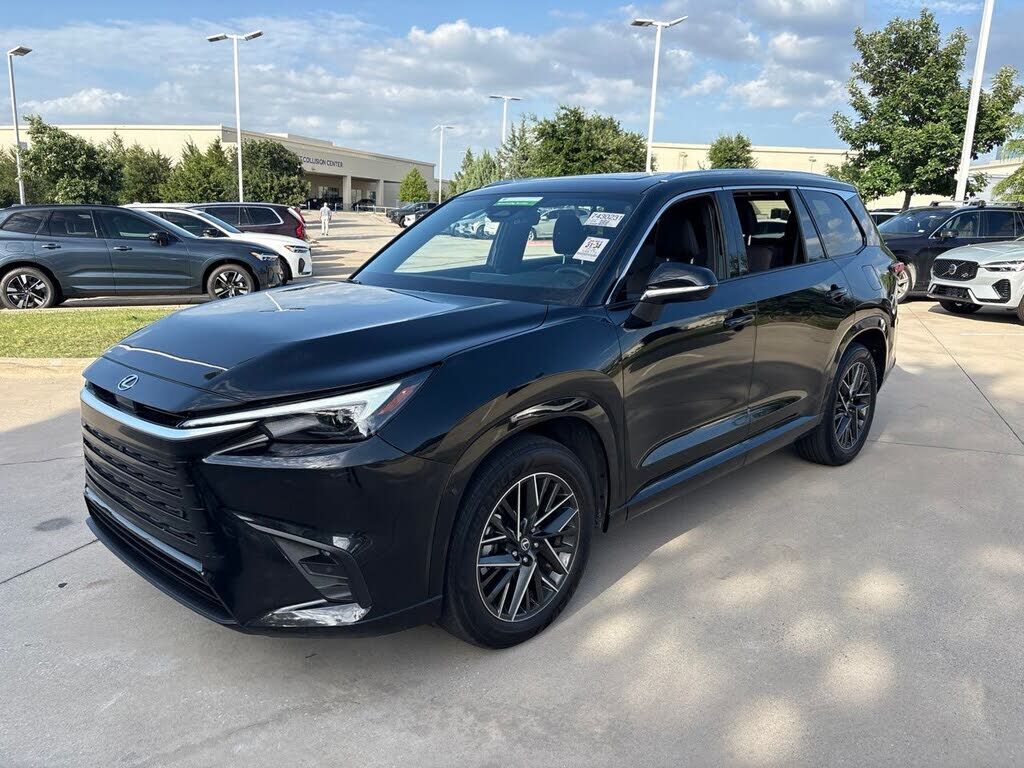2026 LEXUS TX