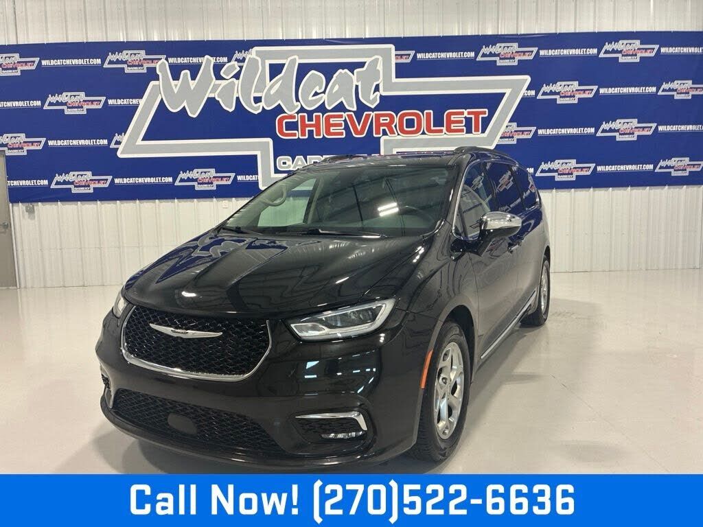 2023 CHRYSLER Pacifica