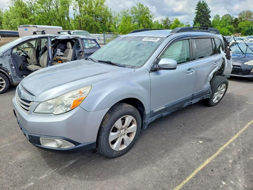 2012 SUBARU Outback