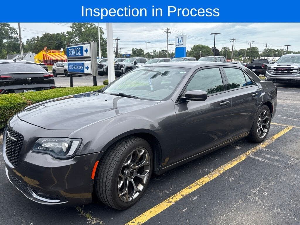 2016 CHRYSLER 300