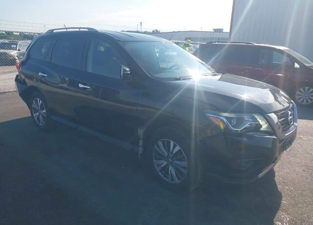 2018 NISSAN Pathfinder