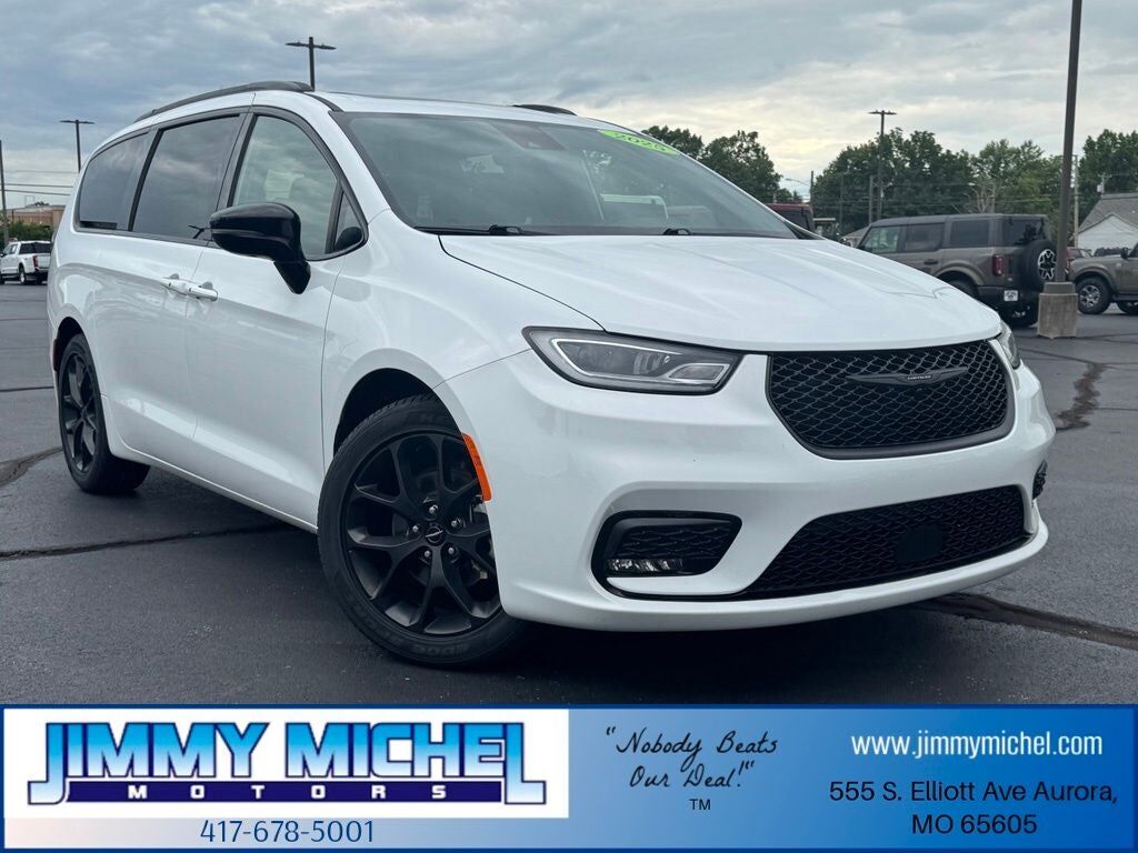 2025 CHRYSLER Pacifica