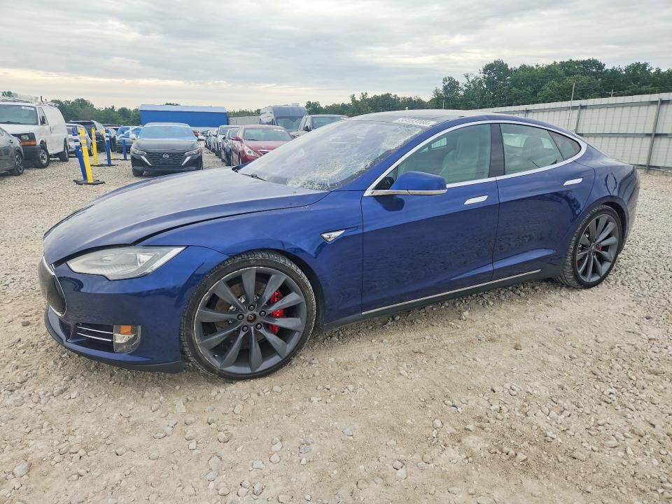 2016 TESLA Model S